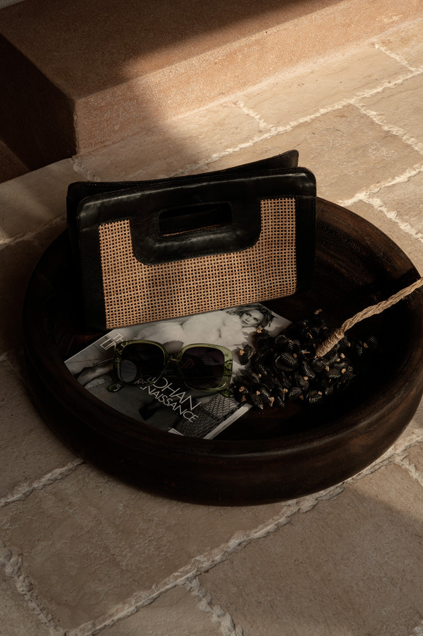 The Riviera Noir Clutch - Natural Black