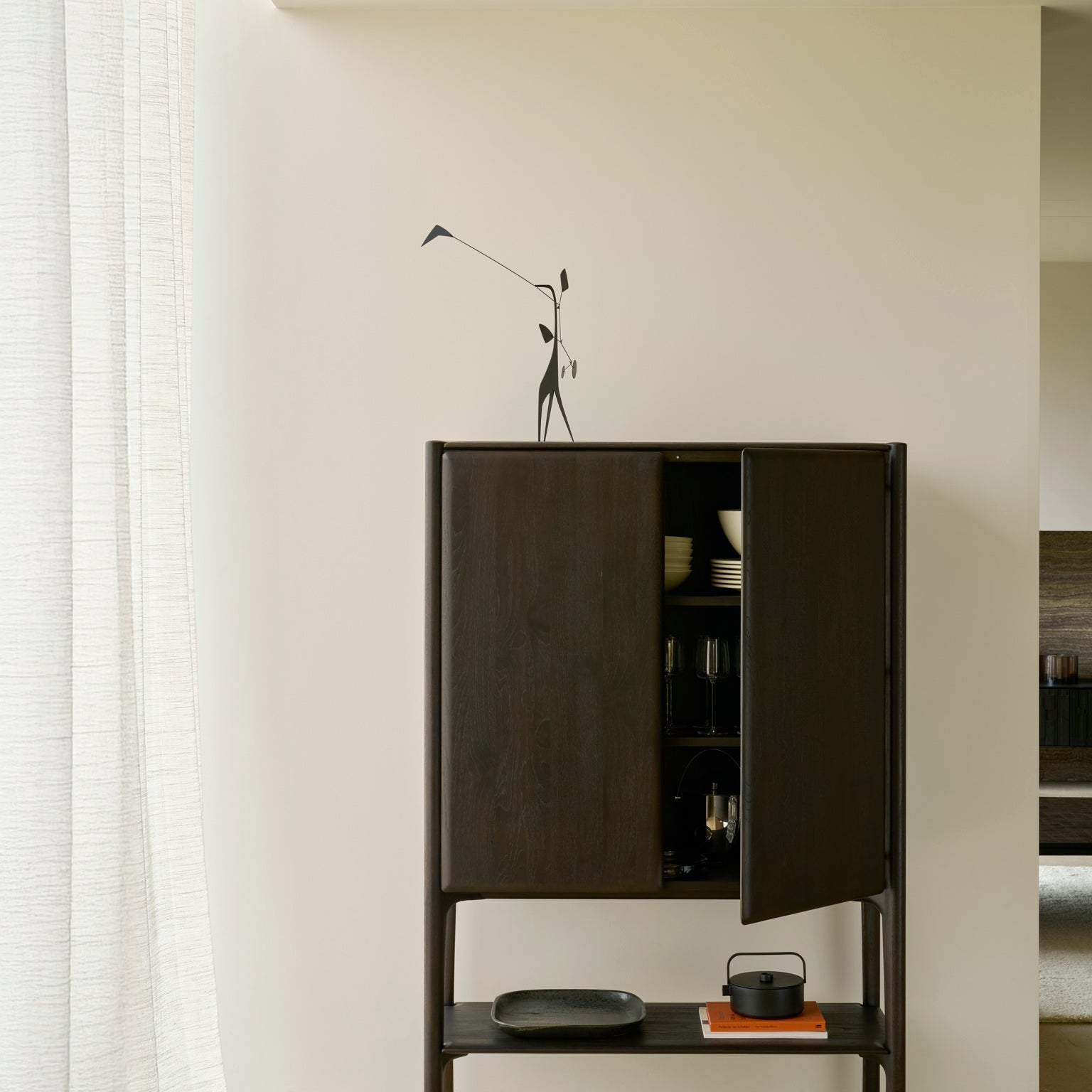 Pi skápur Teak dark brown