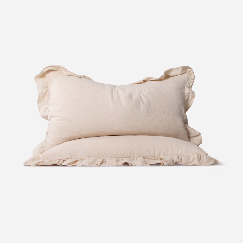 Koddaver ruffles 50x90 caramel macchiato