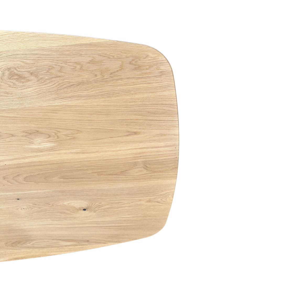 Borðstofuborð 200cm eik