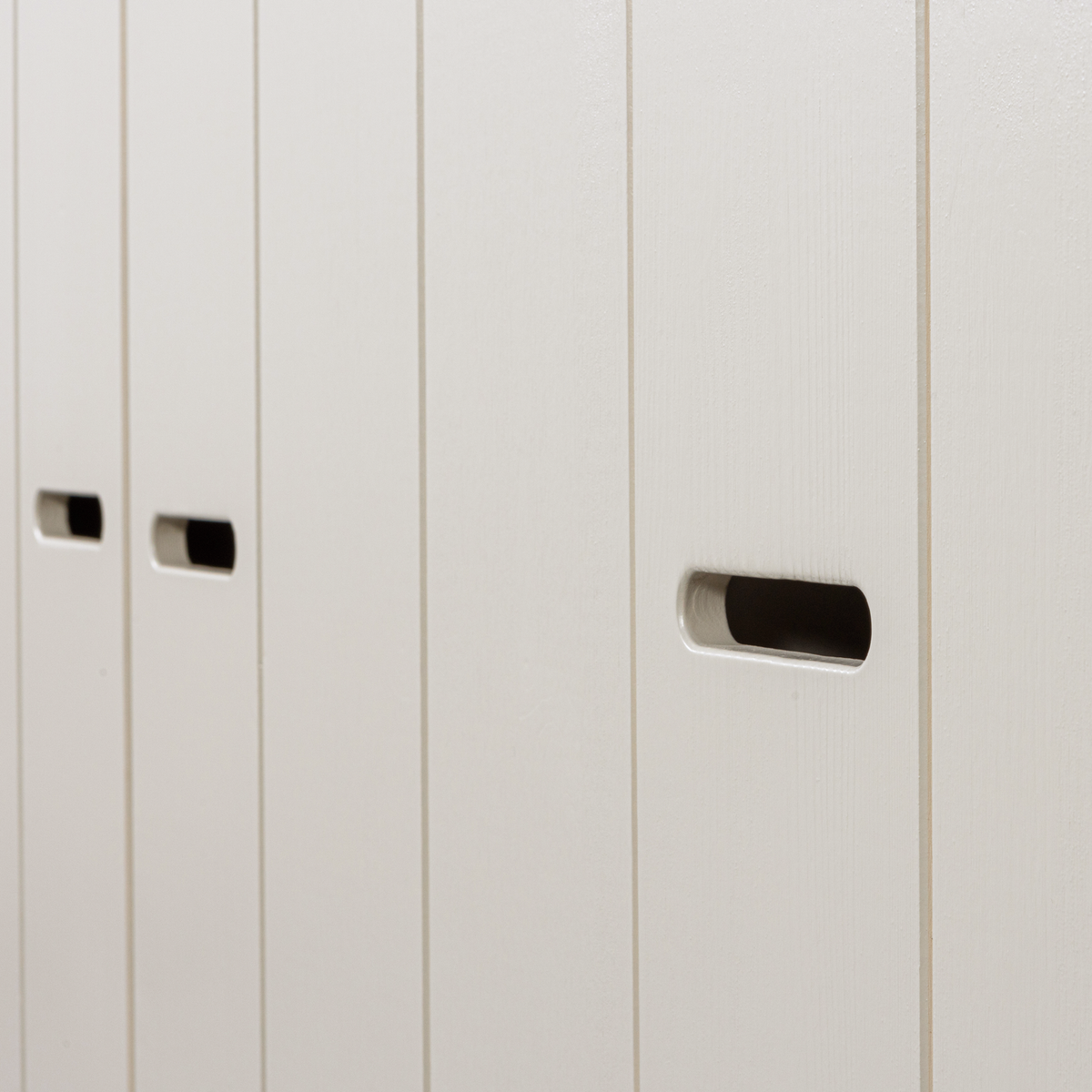 Connect fataskápur Dust