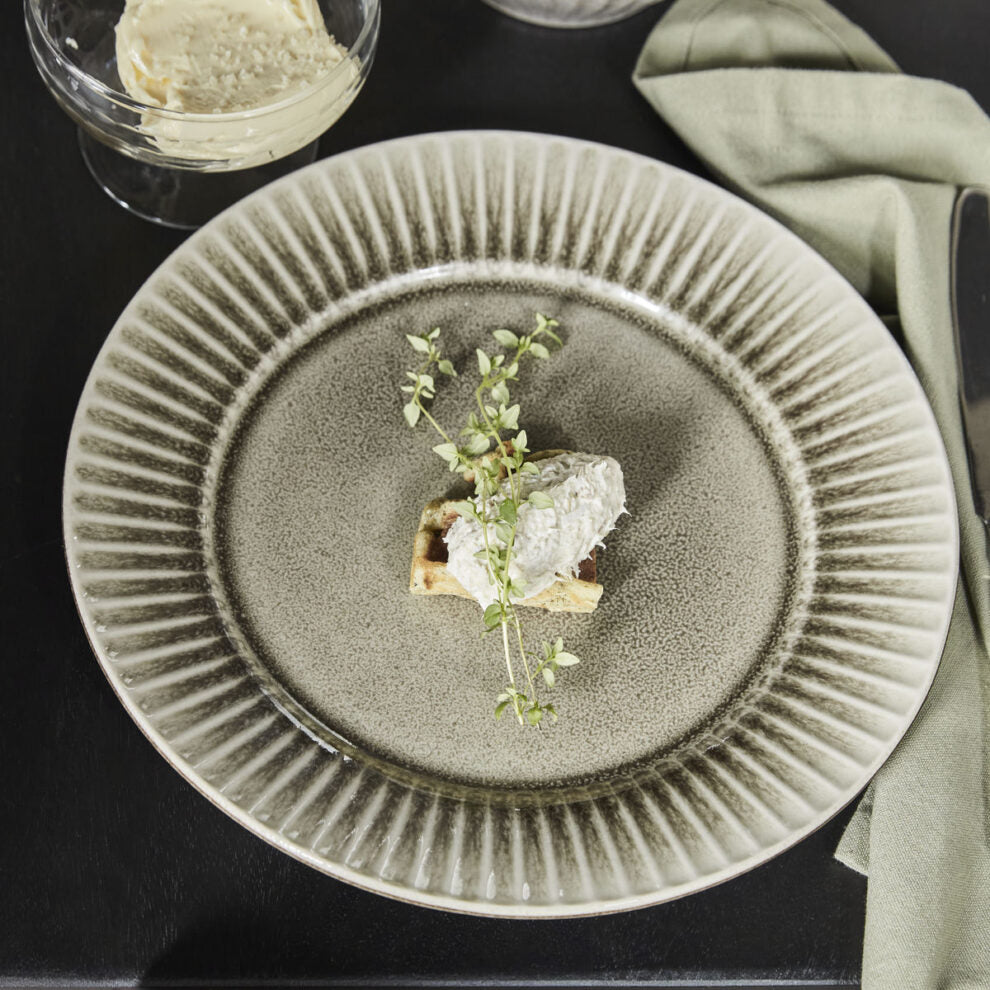 Pleat - Matardiskur, 27cm