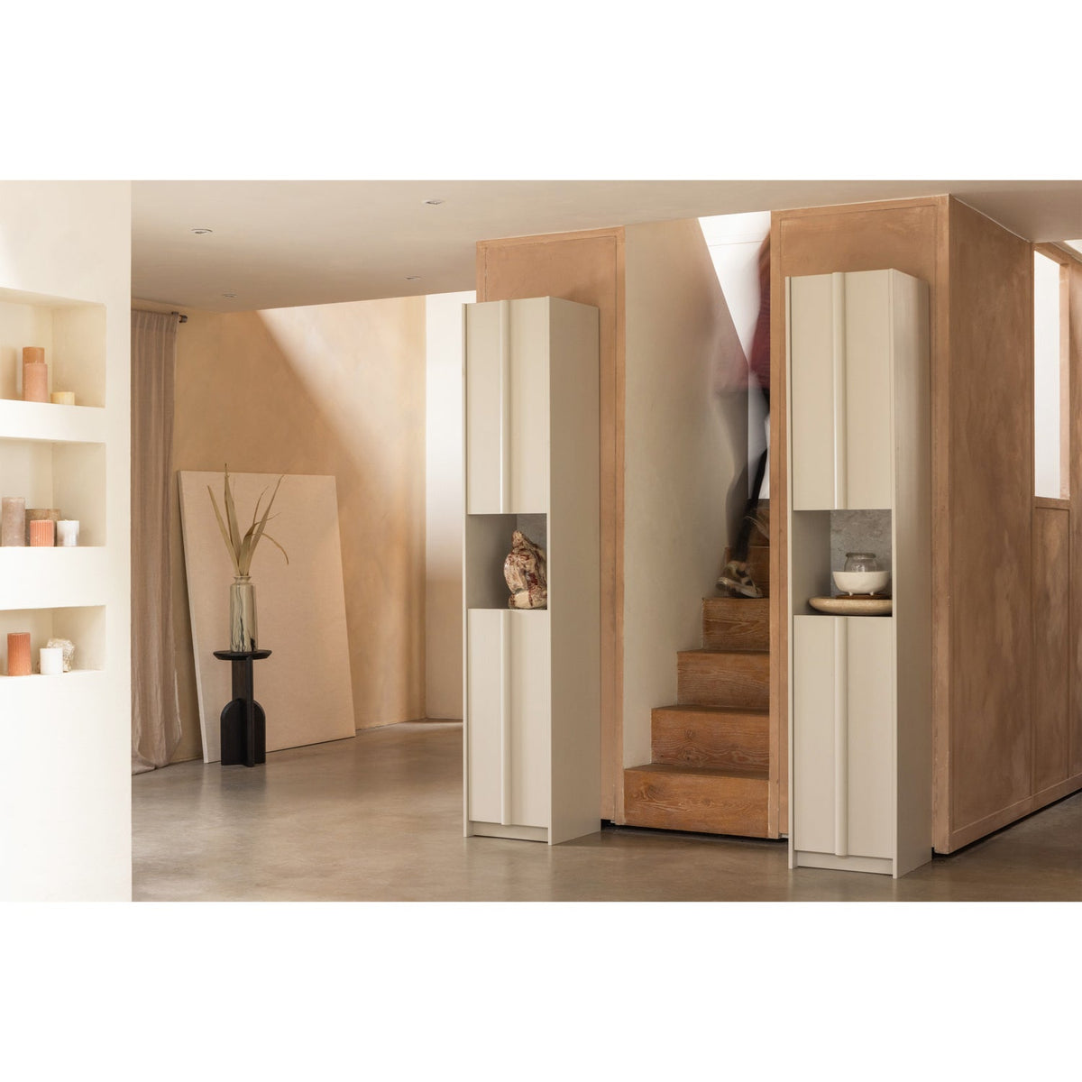 Kioni hliðarborð lítið svart