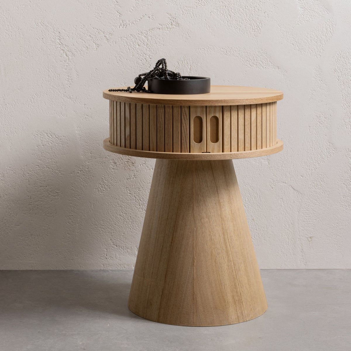 Karri náttborð natural