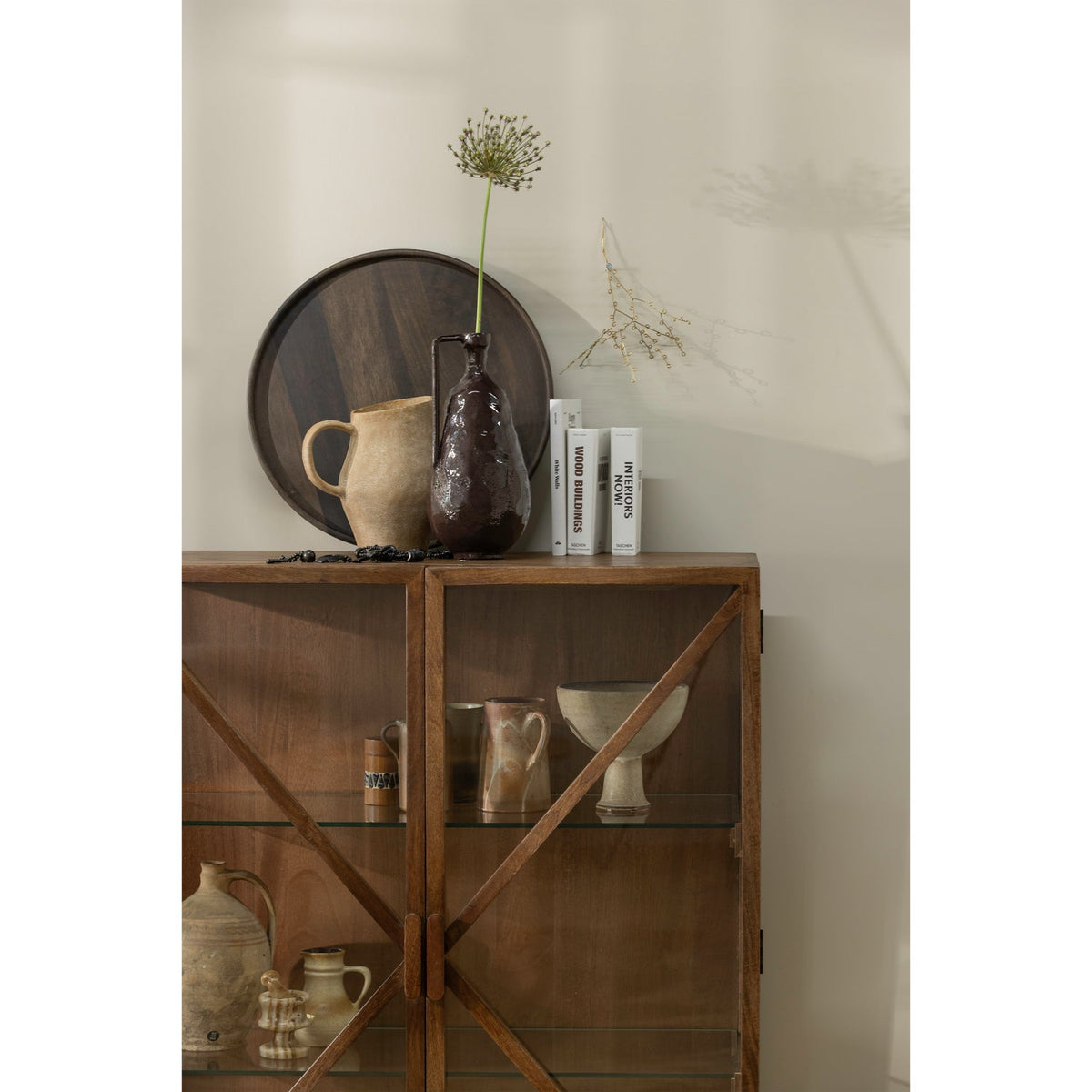 Kella glerskápur 2d wood brown