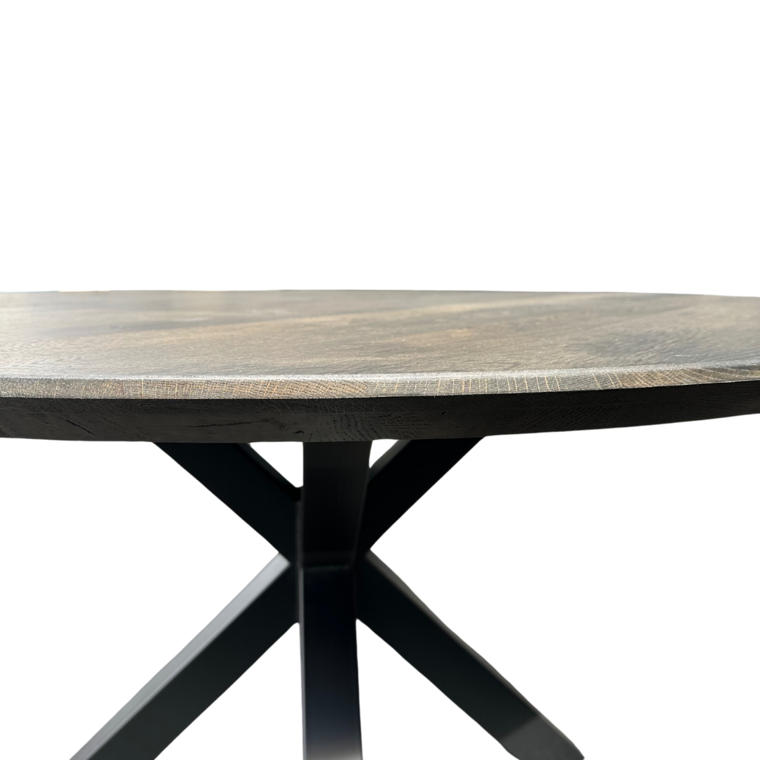 Borðstofuborð 130cm brúnt