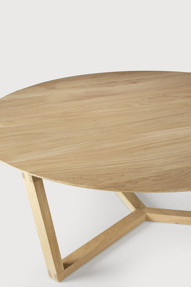 Oak Tripod coffe table 96/96/36
