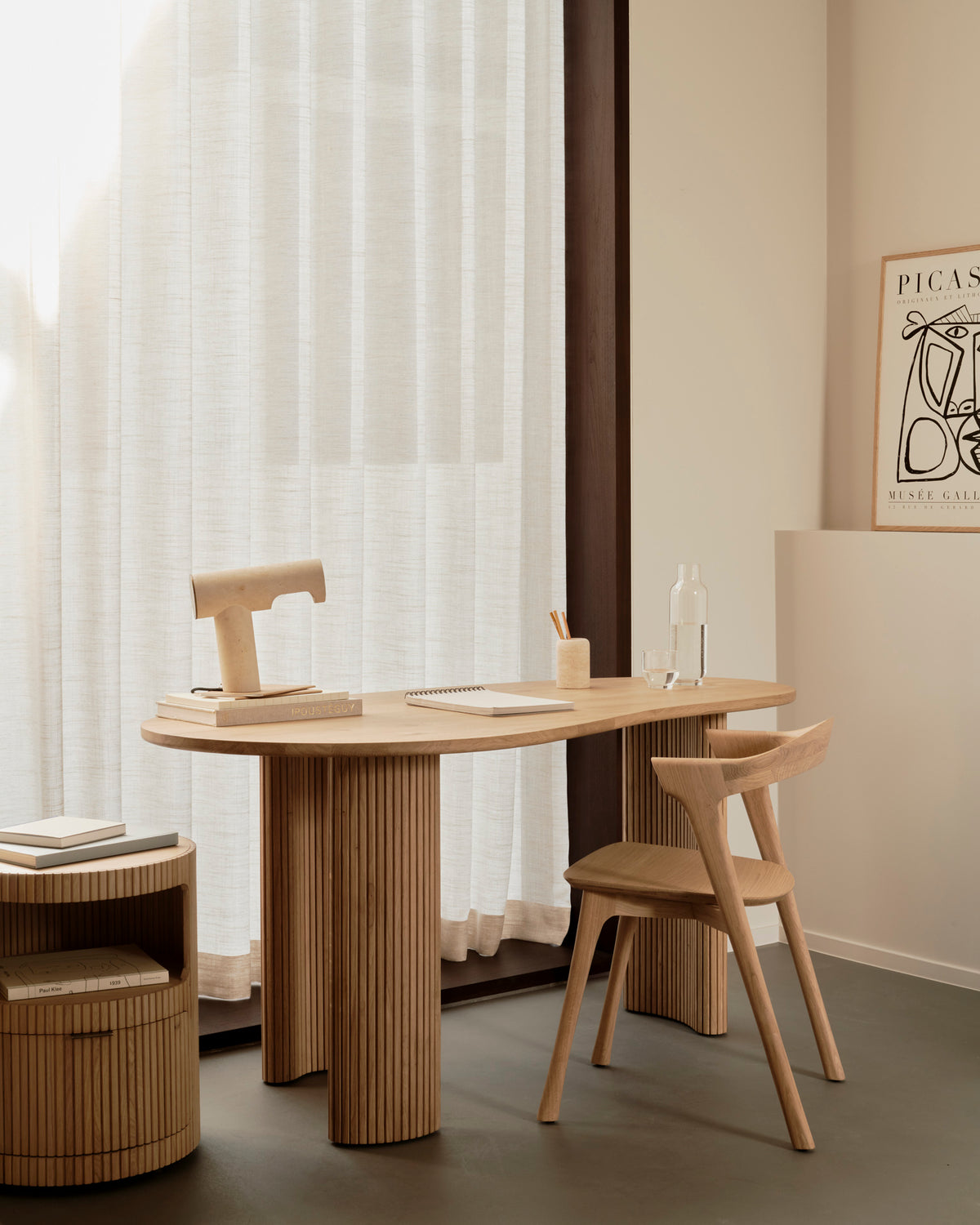 Boomerang skrifborð eik