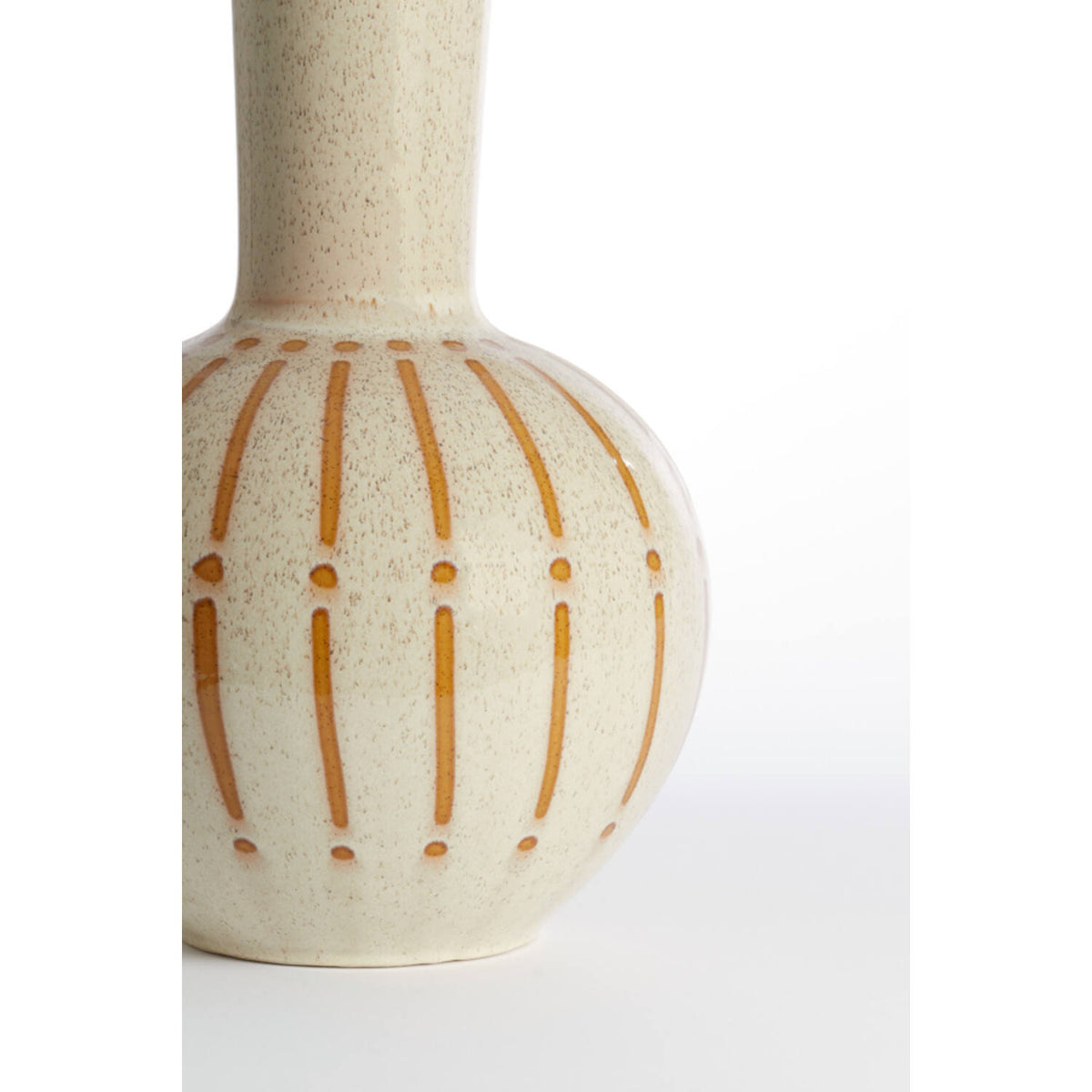 
            Vase deco ULLOA ceramics shinycream+brow