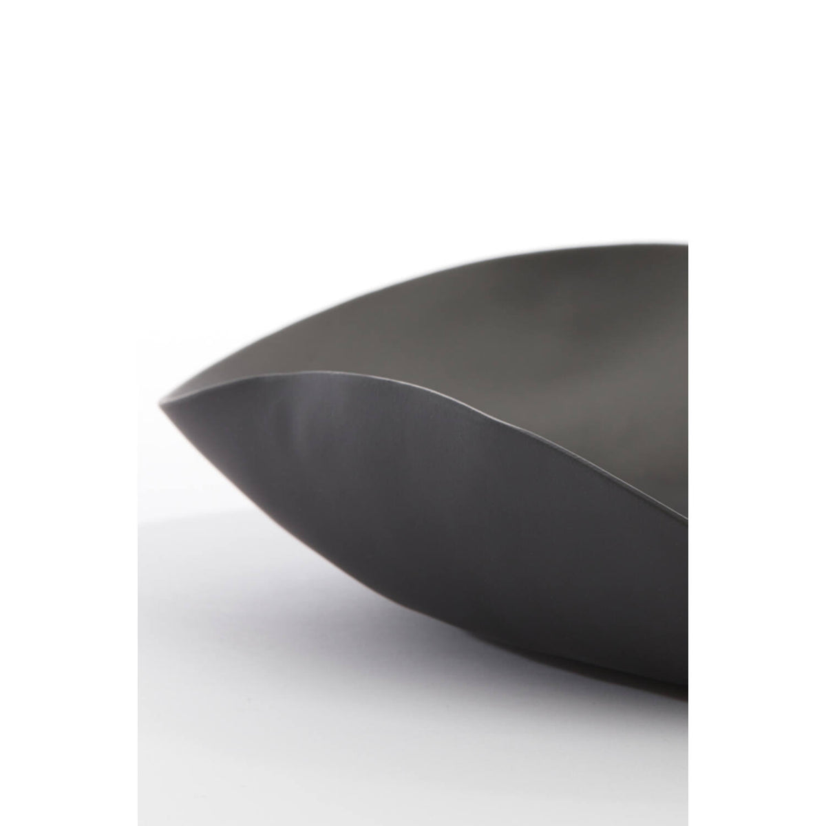 Anzio skál black 33x32x6,5cm