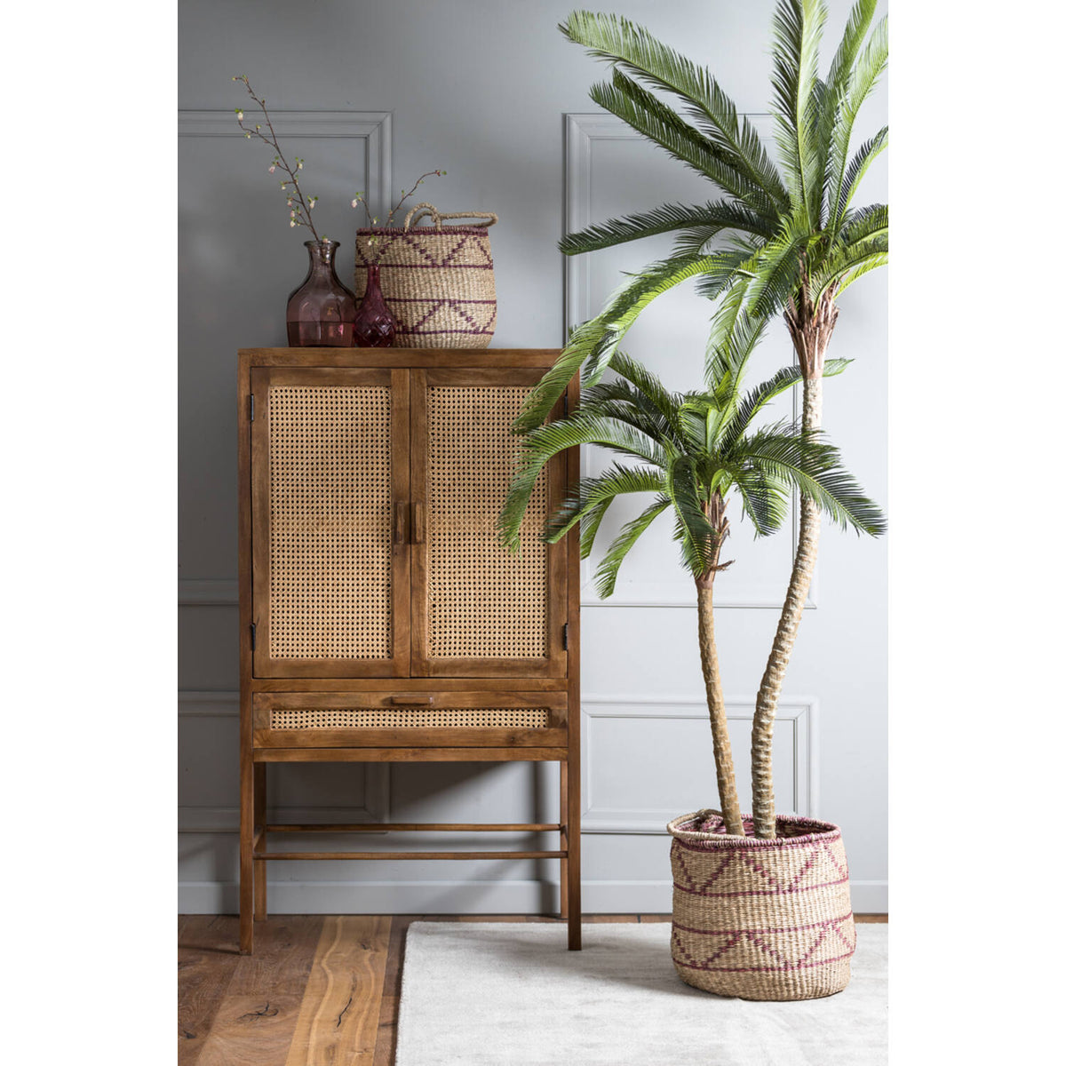 Nipas skápur brown 90x45x160 cm