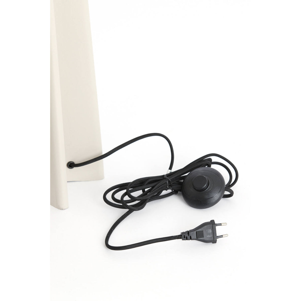 Kuala gólflampi beige 124cm