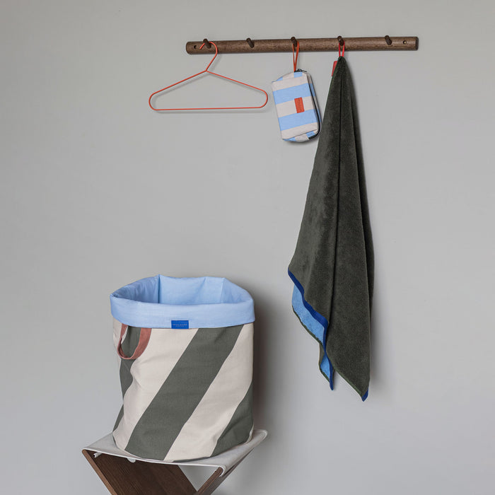 Soft handklæði 70x133 dark olive  / light blue