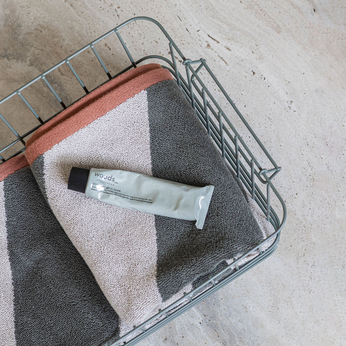 Diagonal handklæði 50x90cm dark olive