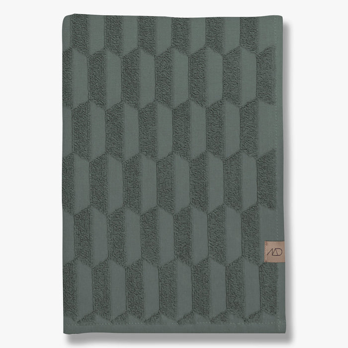 
            Geo handklæði 70x133cm pine green