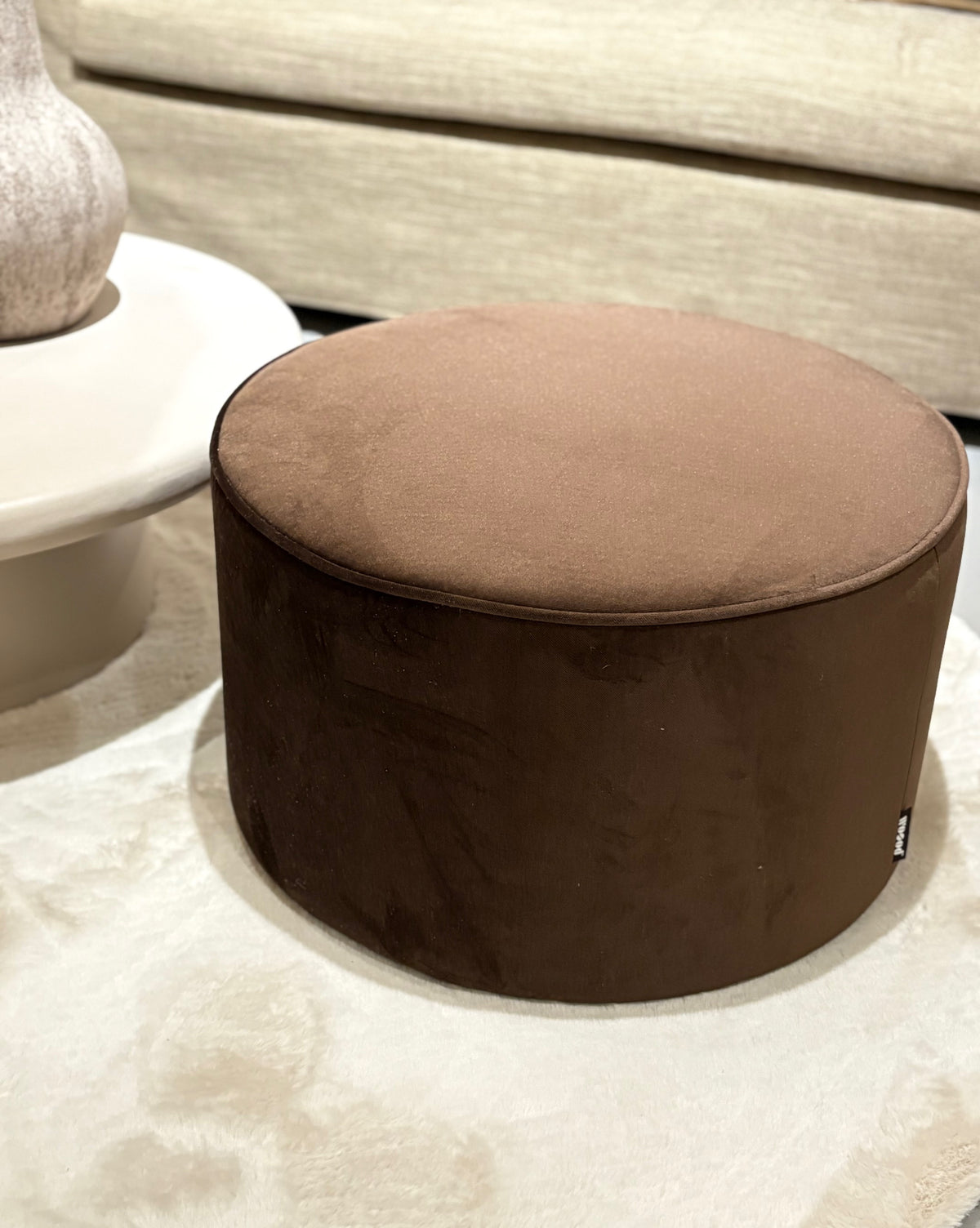 Sara skemill low velvet dark brown