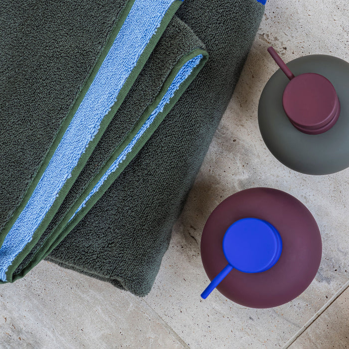 Soft handklæði 70x133 dark olive  / light blue