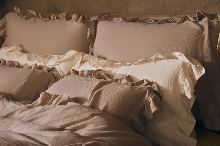 Rúmföt ruffles caramel macchiato 140x200