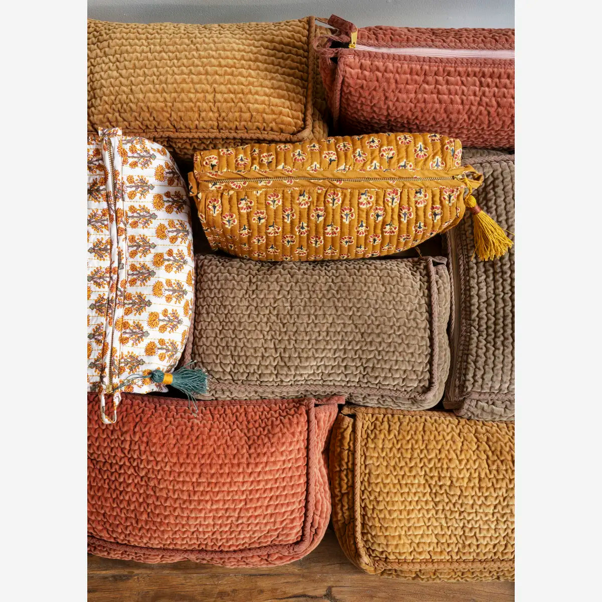 Madam quilted bag dark taupe