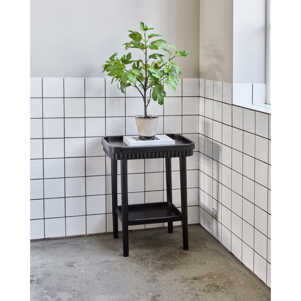 Mesa hliðarborð svart