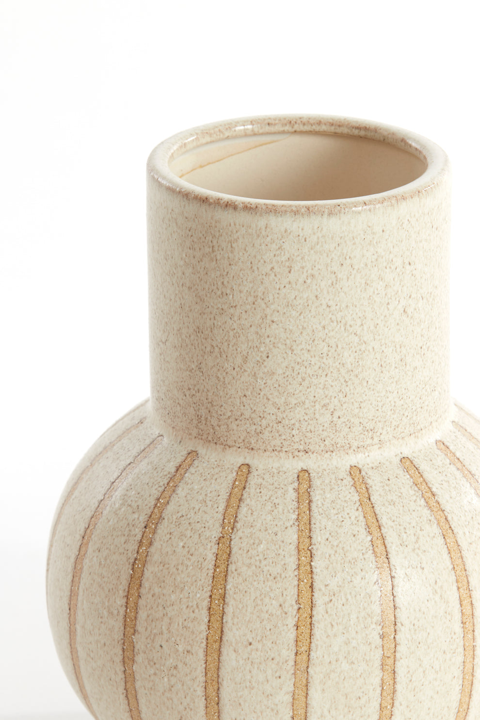 
            Vase deco Ulloa ceramics matt sand+brown