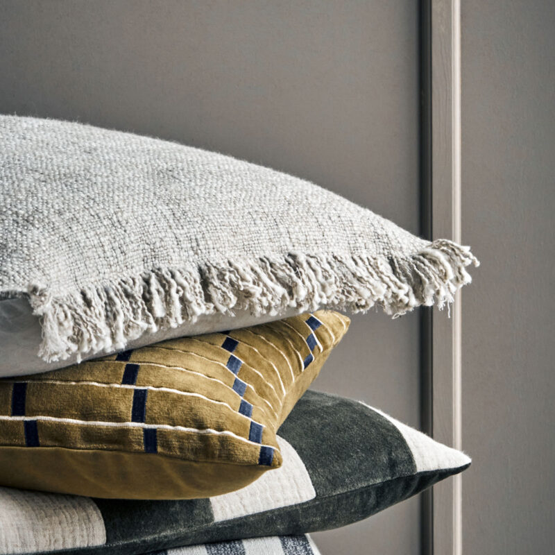 Pava púði beige 50cm