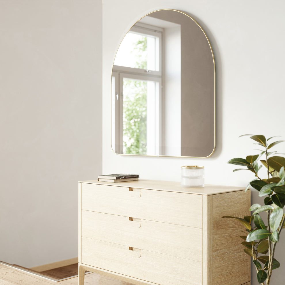 Hubba arched spegill brass 87x92cm