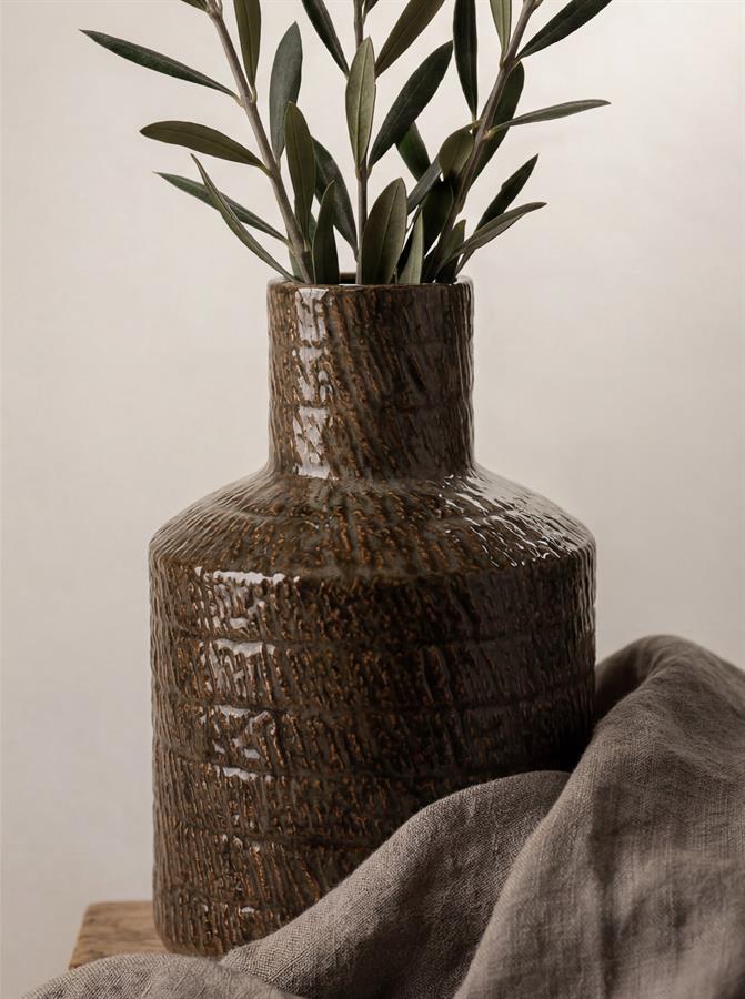 Delia brown 24,3x37,5