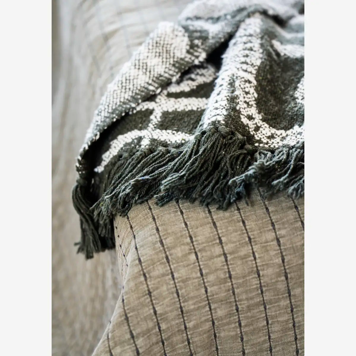 Madam rúmteppi khaki 240x240