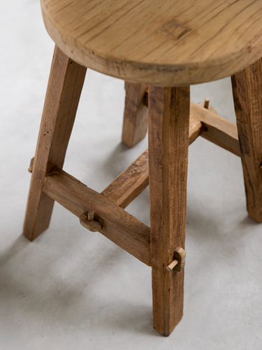 Agung stool teak