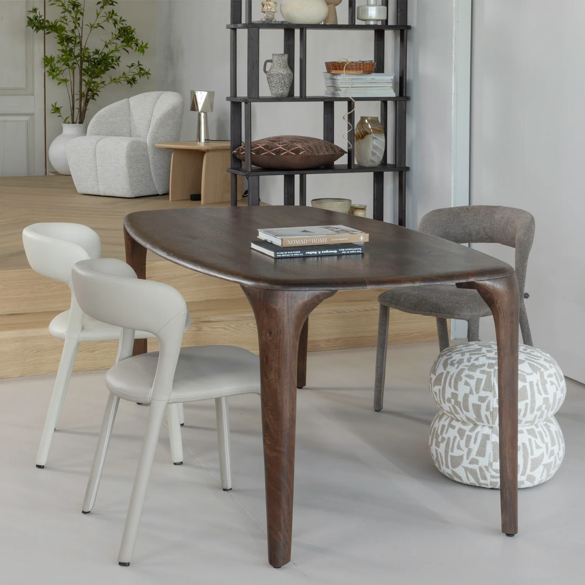 Noble borðstofustóll PU beige