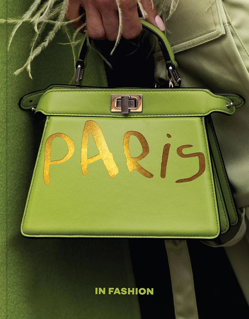 Paris - In Fashion - Bók