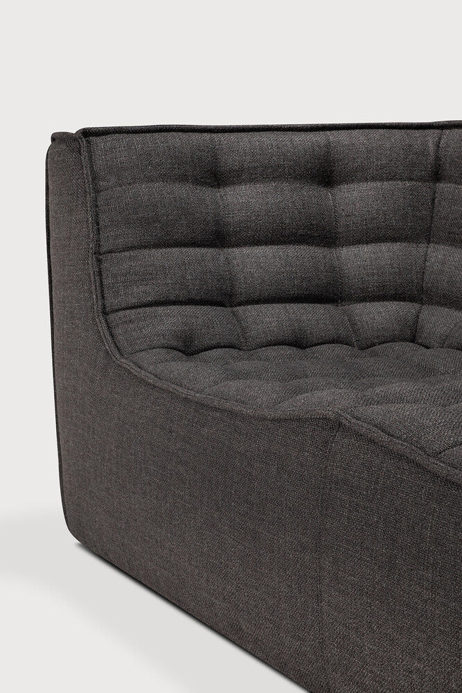 N701 3 sæta m örmum dark grey