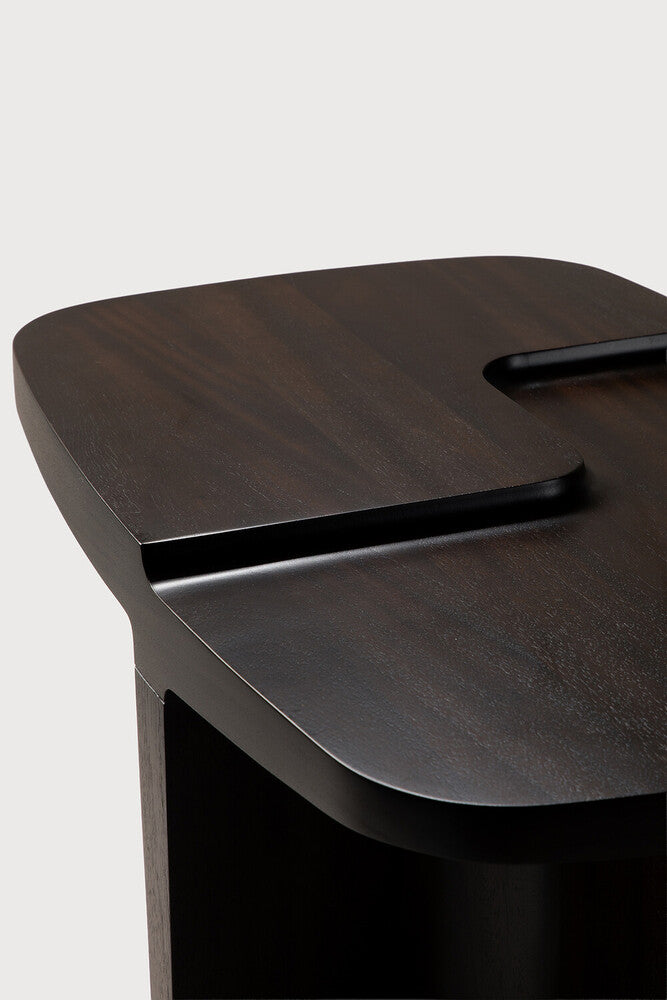 Brutalist hliðarborð mahogany rose brown