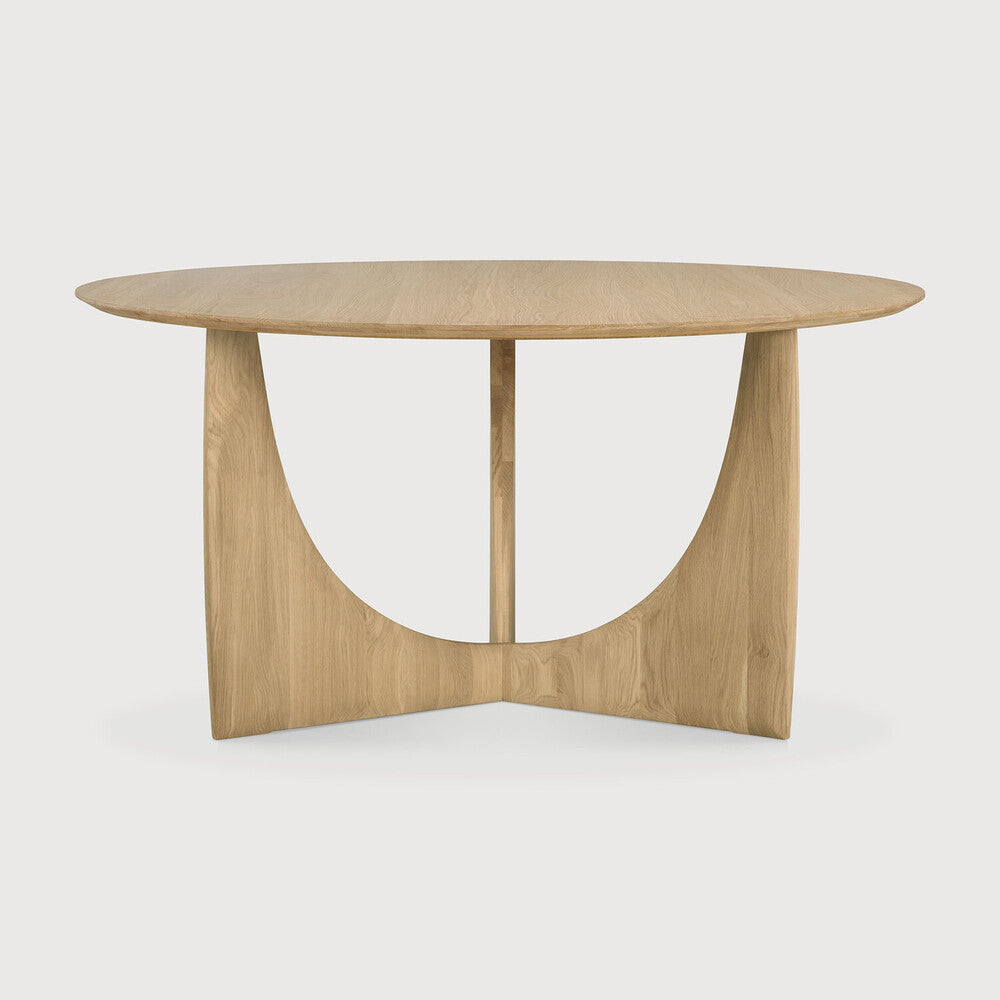 Geometric borðstofuborð 150cm
