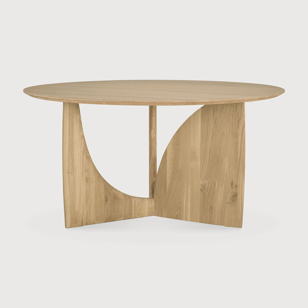 Geometric borðstofuborð 150cm