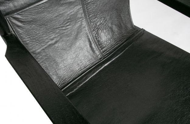 
            CHILL ARMCHAIR LEATHER BLACK